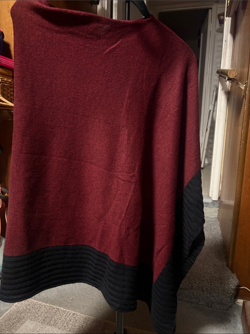 Celeste Burgundy and Black Color block Wool and Cashmere Cape
